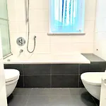 Διαμέρισμα Mpm - Belinzaghi 5 6 Pax *