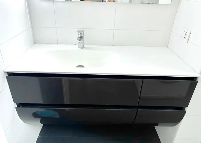 Mpm - Belinzaghi 5 6 Pax Apartmán *