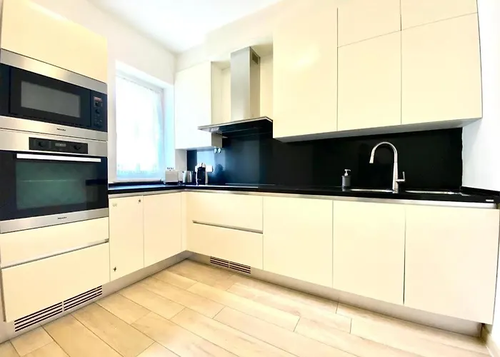 Apartmán Mpm - Belinzaghi 5 6 Pax *