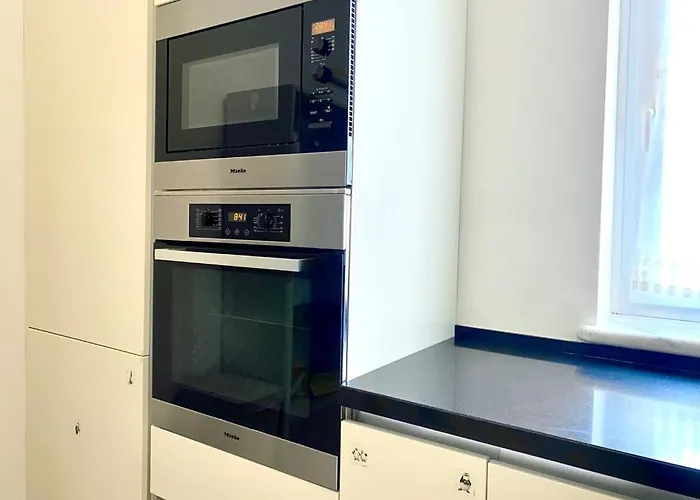Mpm - Belinzaghi 5 6 Pax Apartmán *